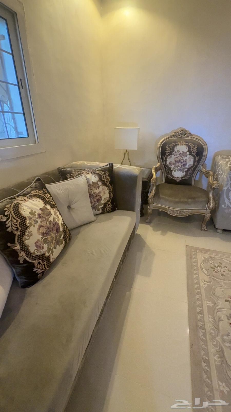 Sofas64571658546177112