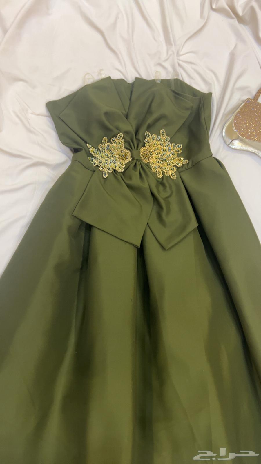 فساتين للبيع64579498838401113