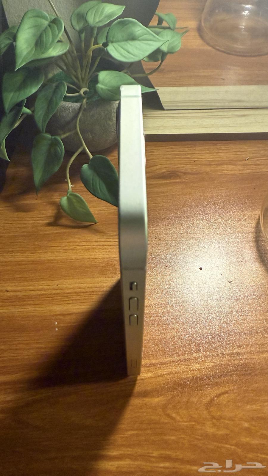 ايفون 12 عادي 128G نضيف64575056219523114