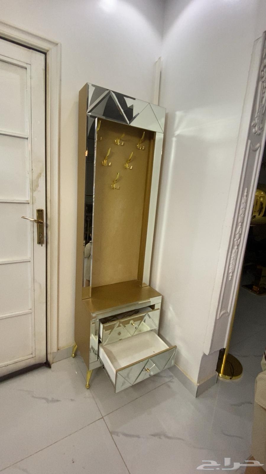 دولاب عبايات64578006581122111