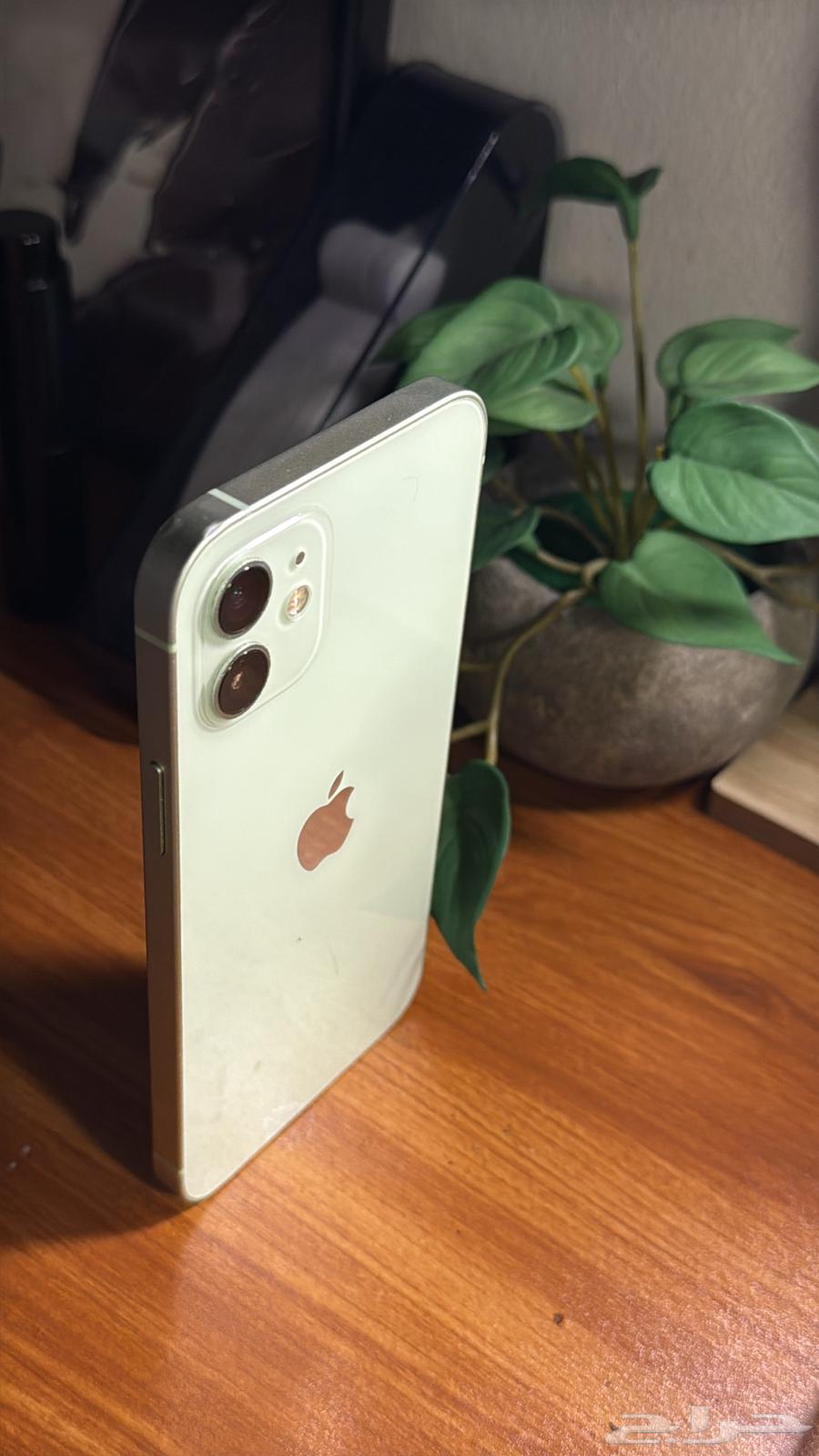 ايفون 12 عادي 128G نضيف64575056219523112