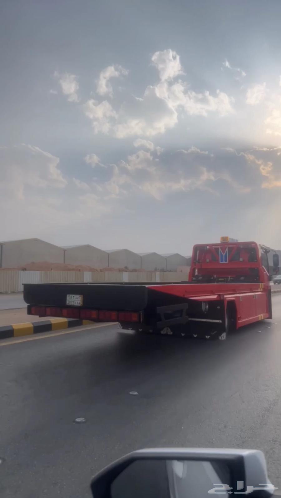 سطحه هيدروليك64154898289793113