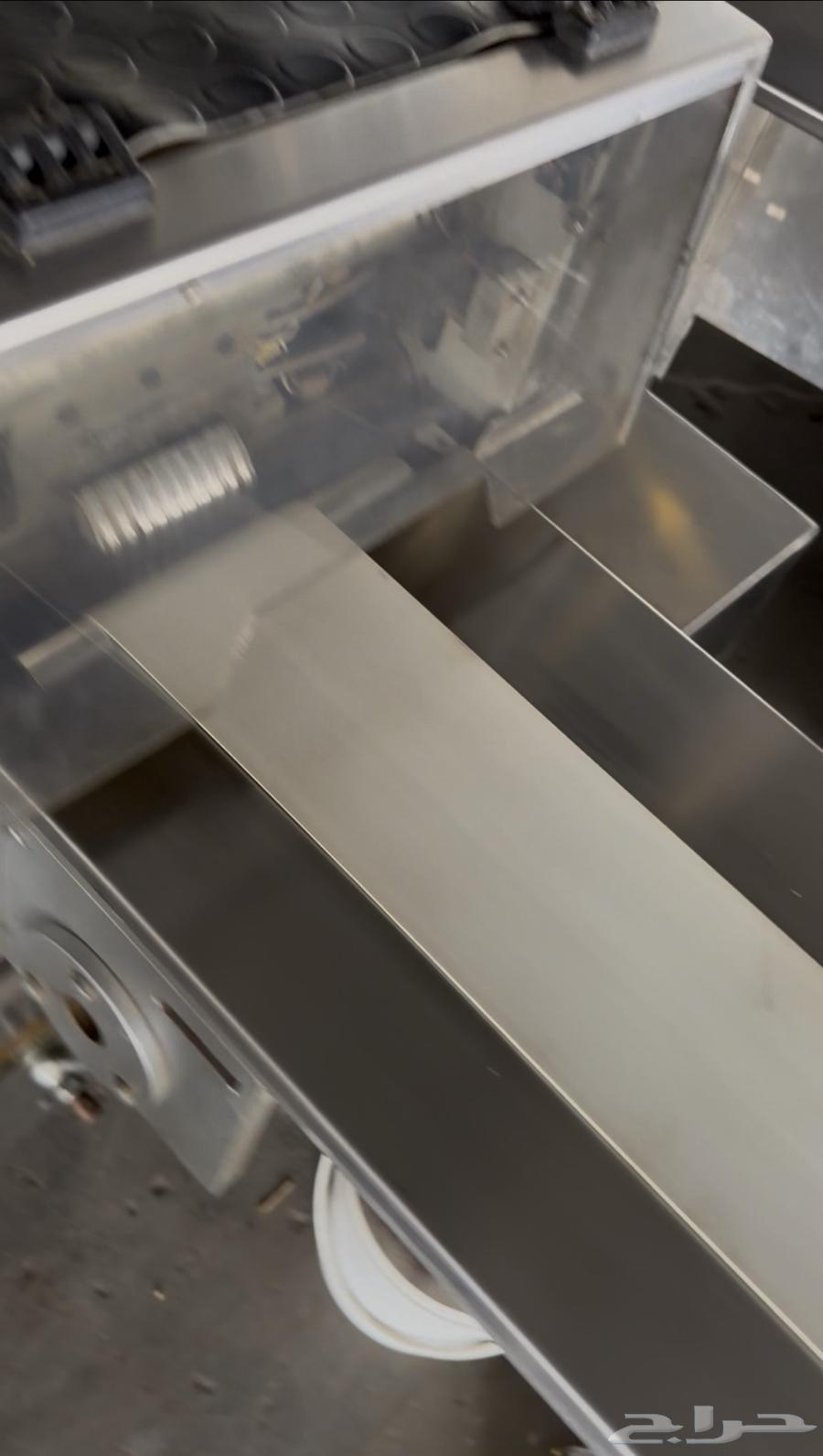 ماكينه تغليف فلوباك مستخدمة صناعة تركي64575238016002112