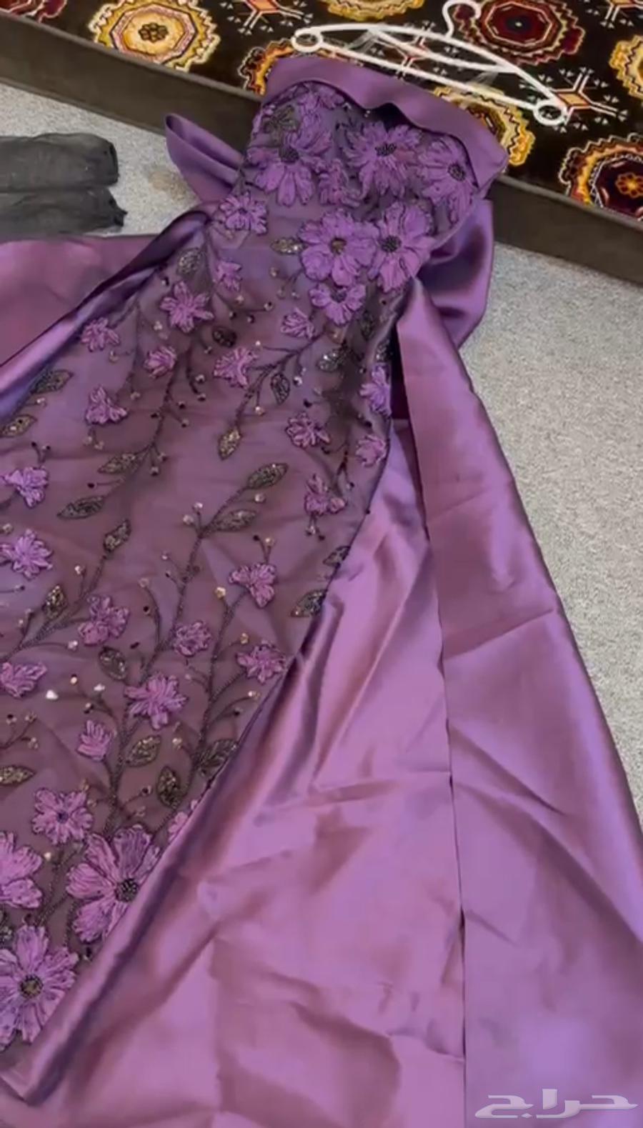 فستان للبيع64573024465539112