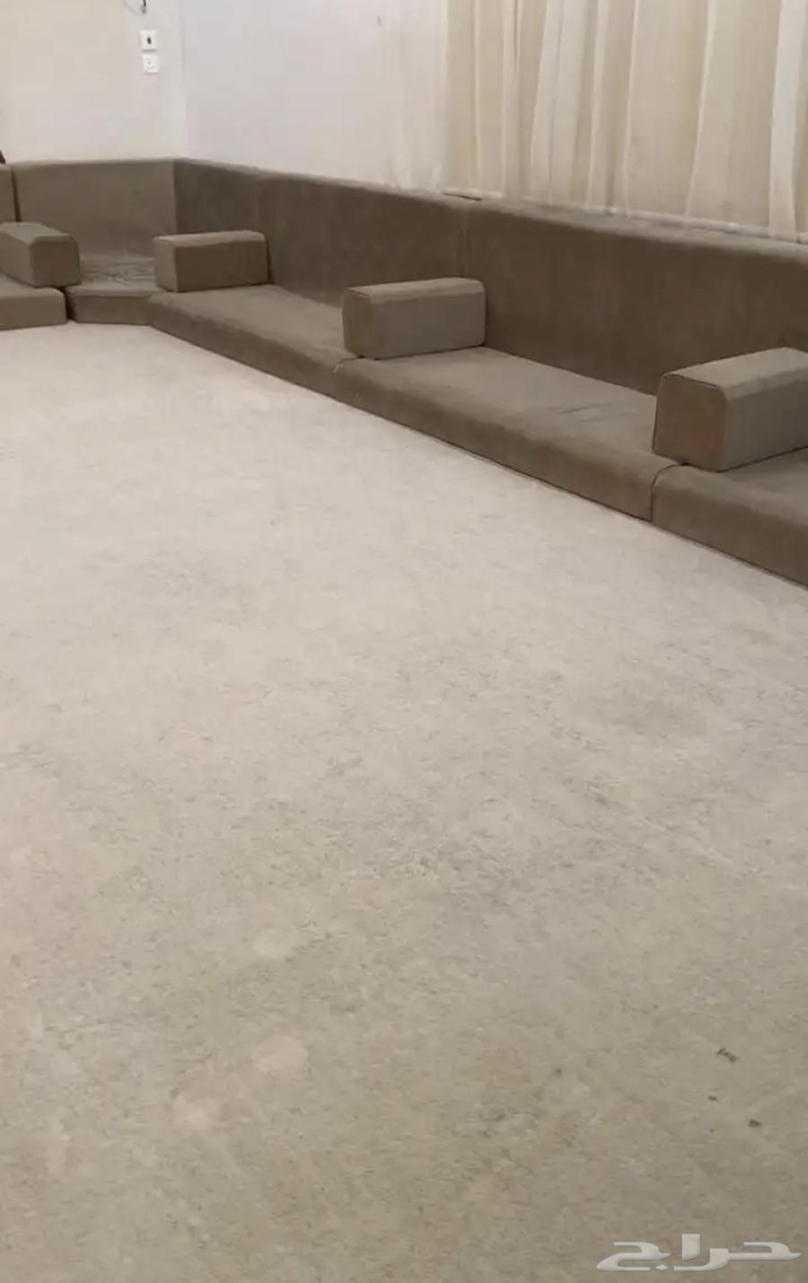 فرشه ارضيه مقاس 7 في 5 بيع مستعجل بدون الجلسه64578103330179110