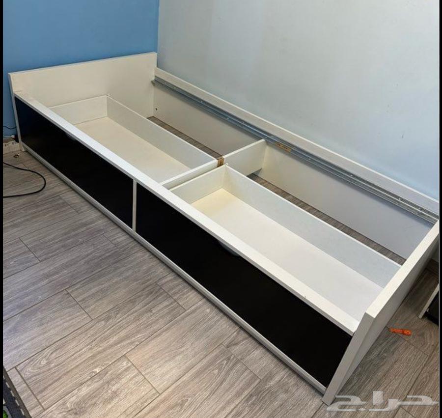 سرير ايكيا بادراج مستعمل 200x90 السعر المطلوب 400 ريال64571838765953110