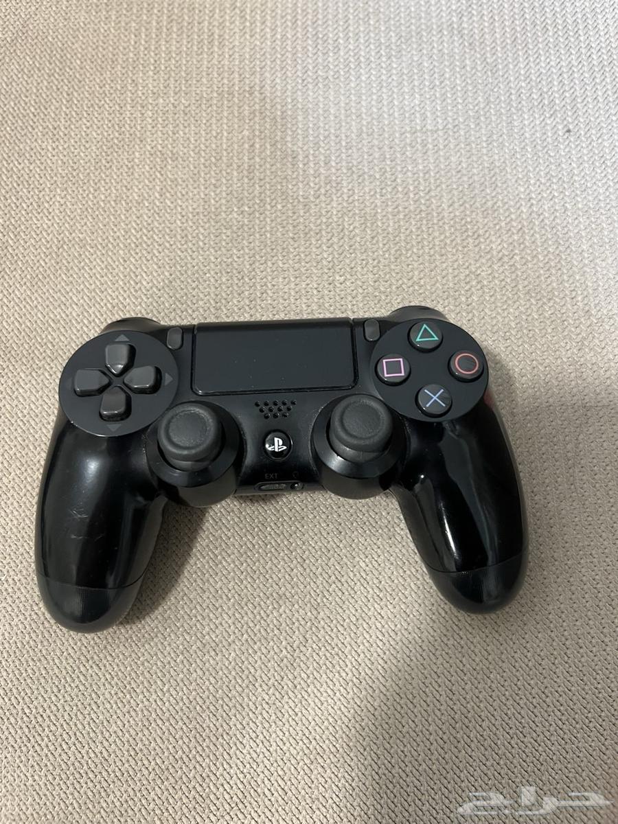 سوني فور او بلايستيشن 4 مع يدات و اشرطه64572951199362114