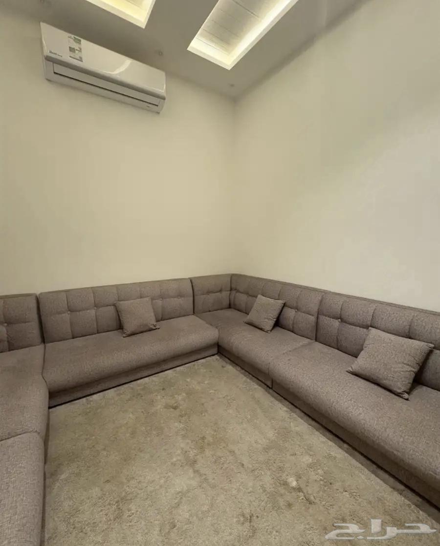 كنب كلاسيكي للبيع64579512818563112