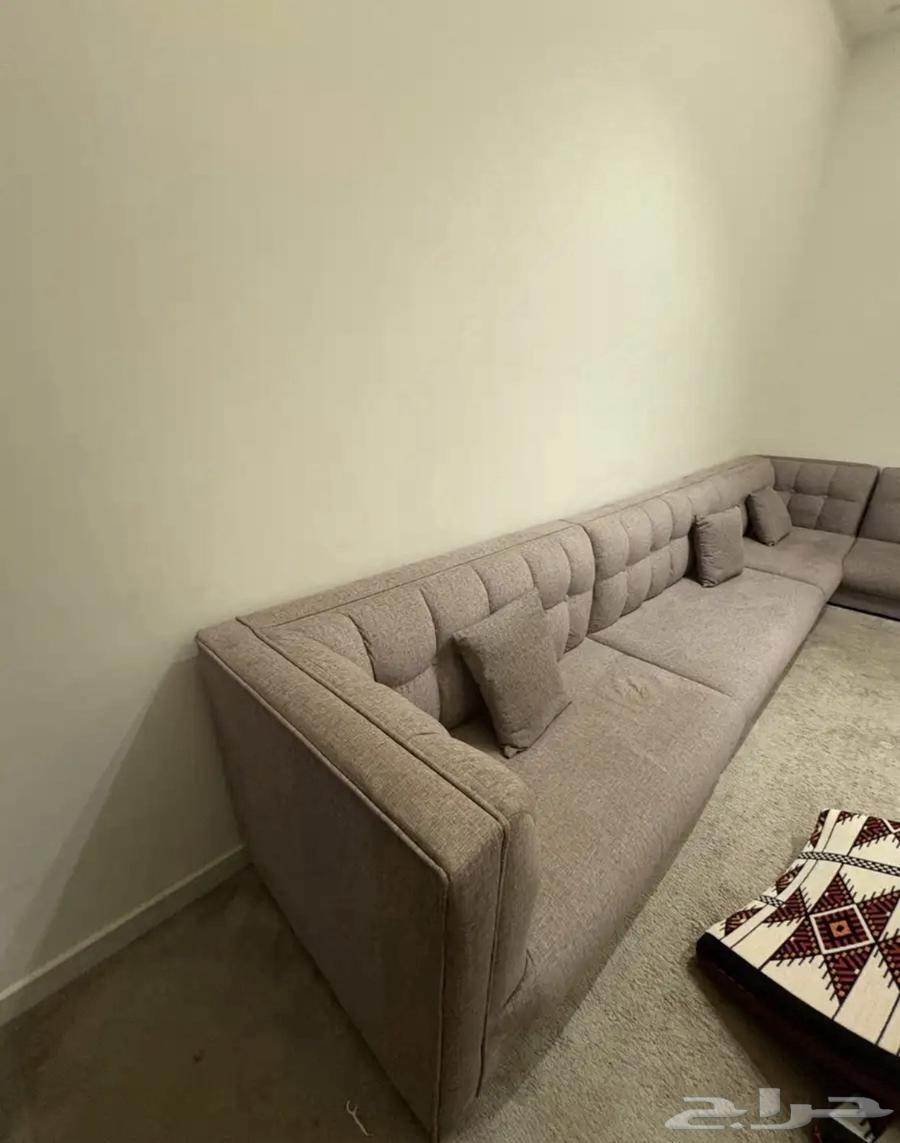 كنب كلاسيكي للبيع64579512818563113