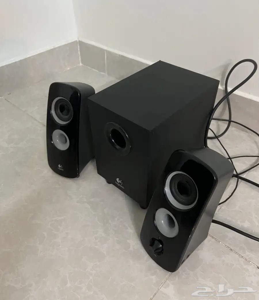 سماعه من جرير نظيييفه استعمال خفيف جدا64572257607554110