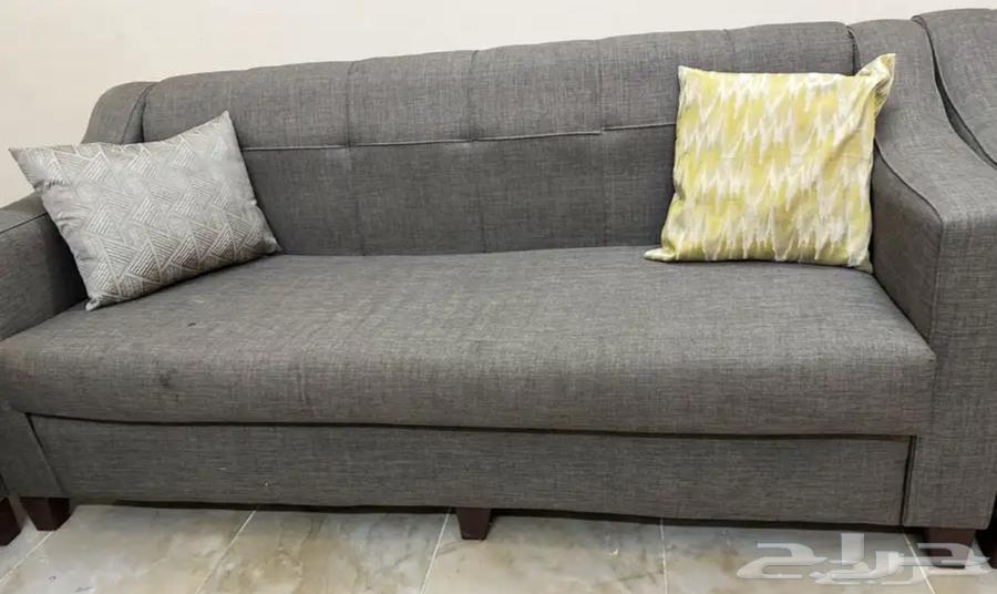 للبيع طقم كنب مع زولية64579211600513112