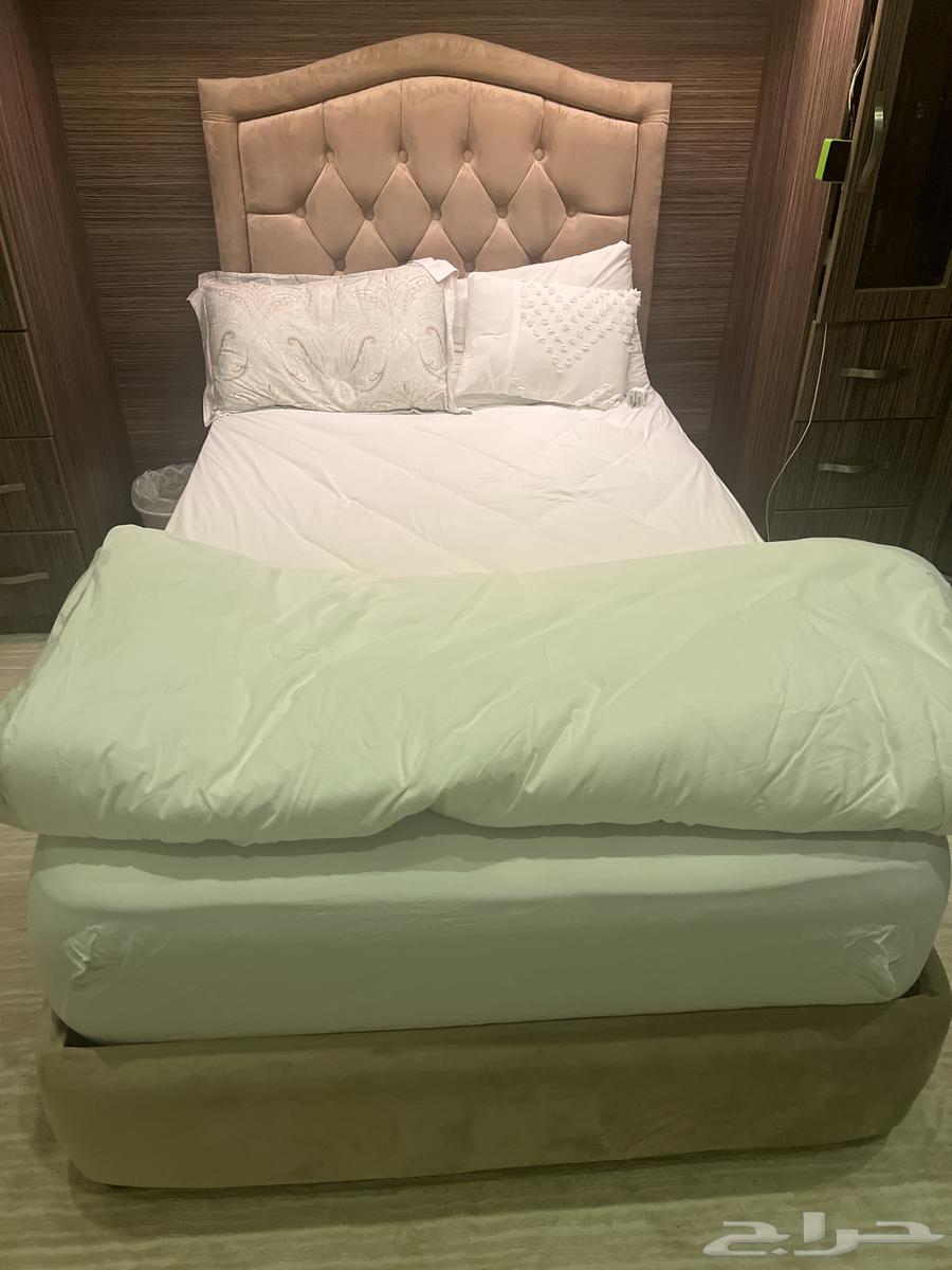 سرير نفر ونص (العدد2)64577726996994110