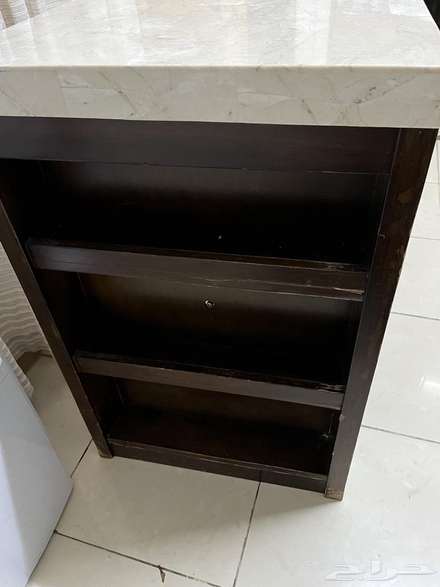 طاولة من هوم سنتر64572621731073111