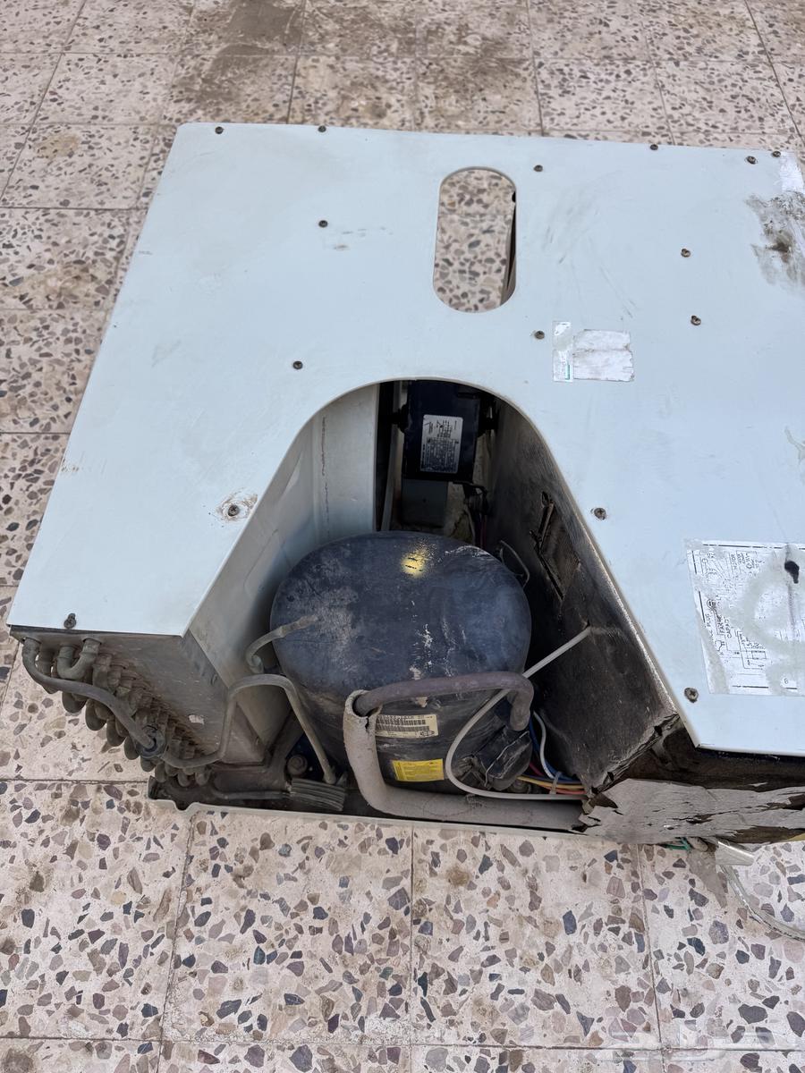1 للبيع مكيف مستخدم نظيف   سليم وبارد   سعر مناسب64577458067458112