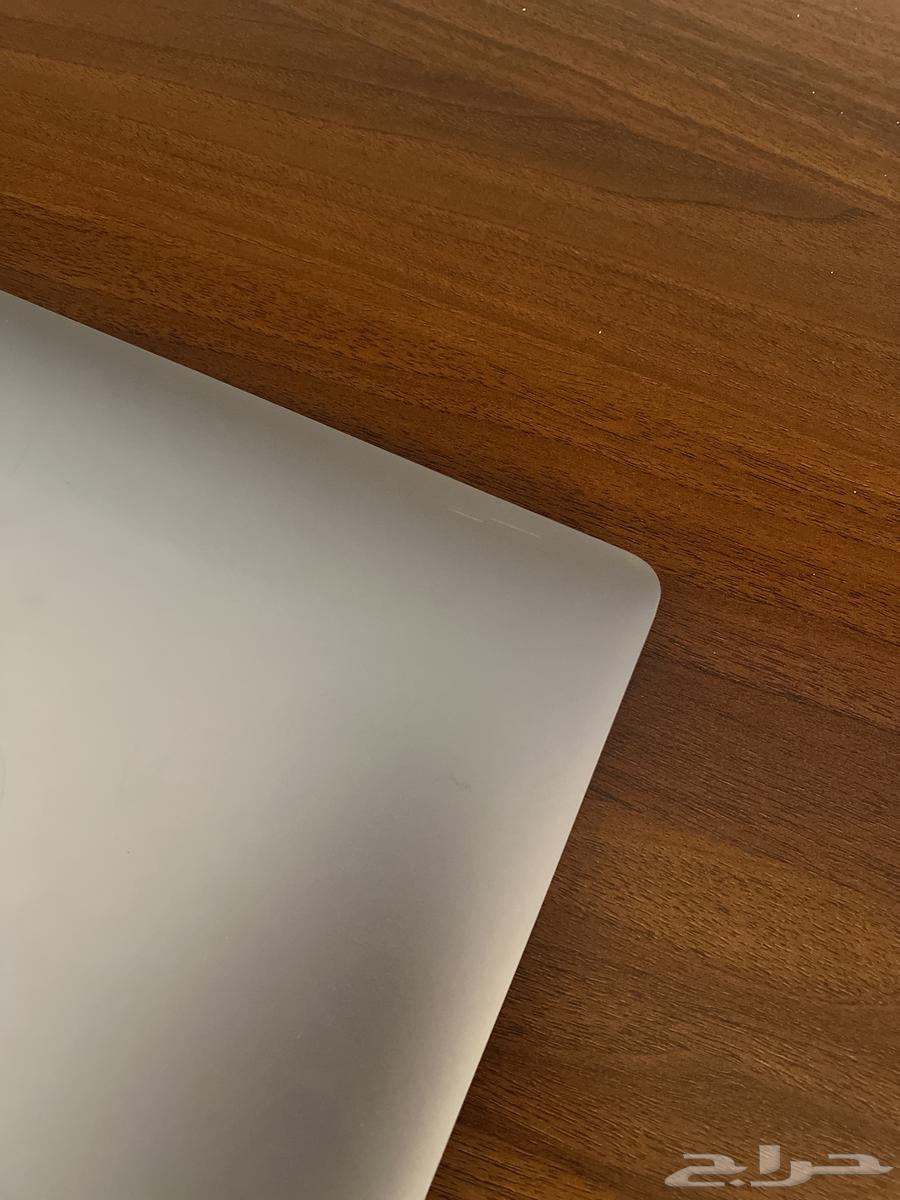 ماك بوك اير m164575794646146112