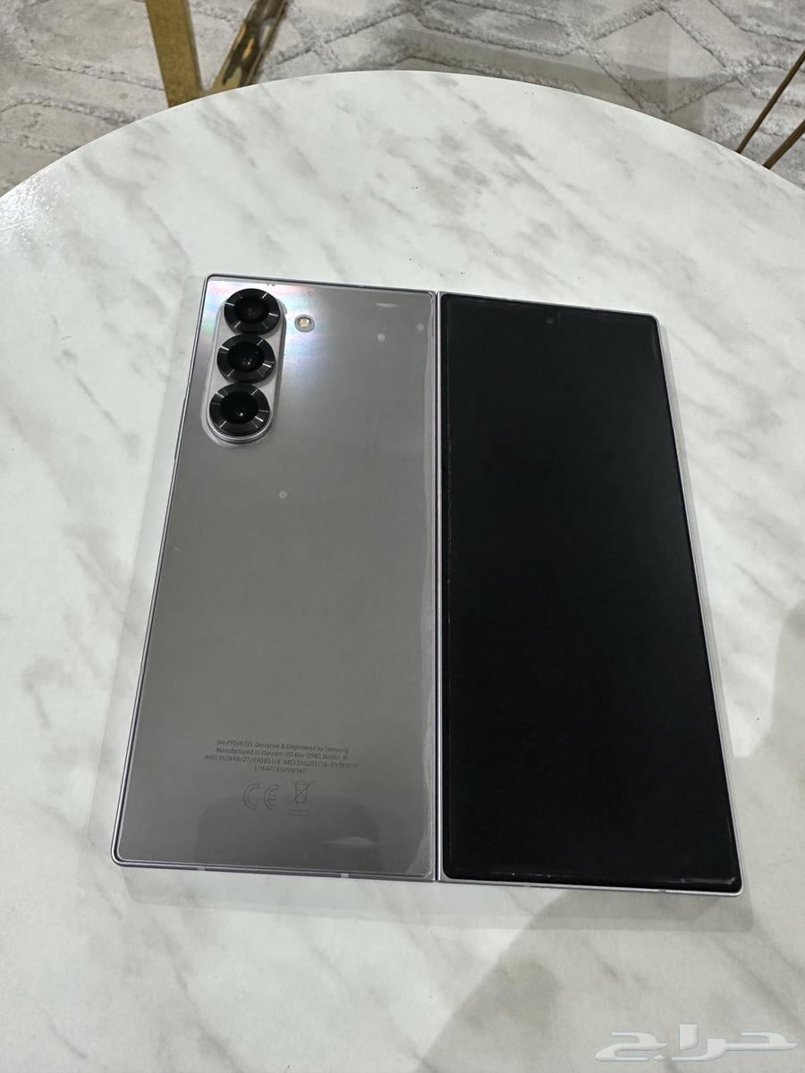 جهاز سامسونج Z فولد 6 الذاكرة 26564577712846594110