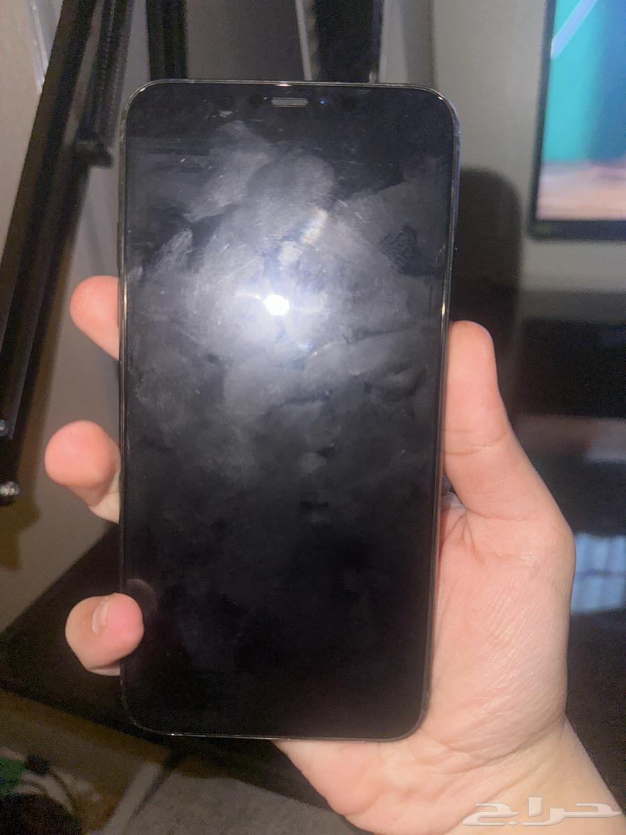 السلام عليكم عندي جوالين 11 برو في صوره وثاني 14 برو للبيع64572803428994111