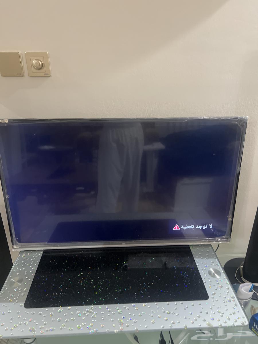 عدد 5 شاشات متنوعه المقاسات بحاله جيده جدا64576715324163113
