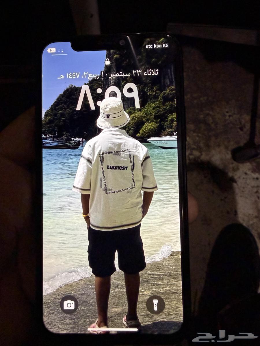 ايفوان 11 للبيع مغيرالشاشه نسبة البطارية 7464578717261314110