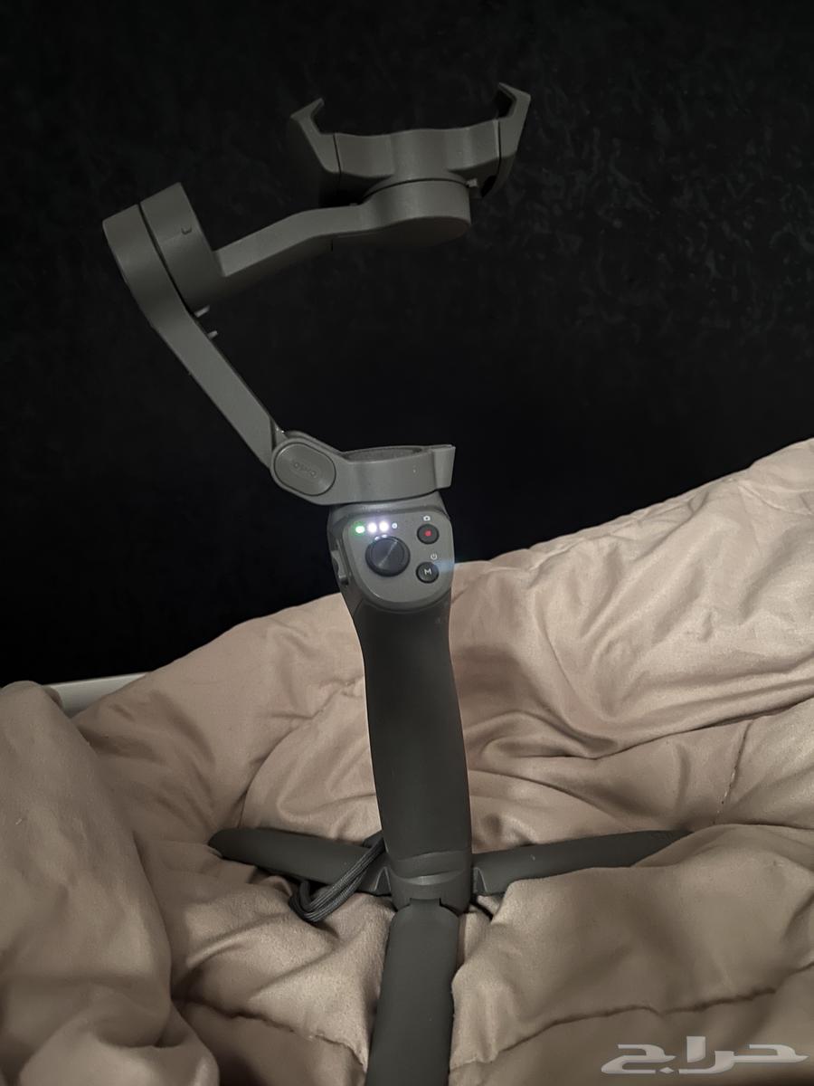 DJI Osmo Mobile 3 Combo (all accessories included, excellent condition)64575890766722113
