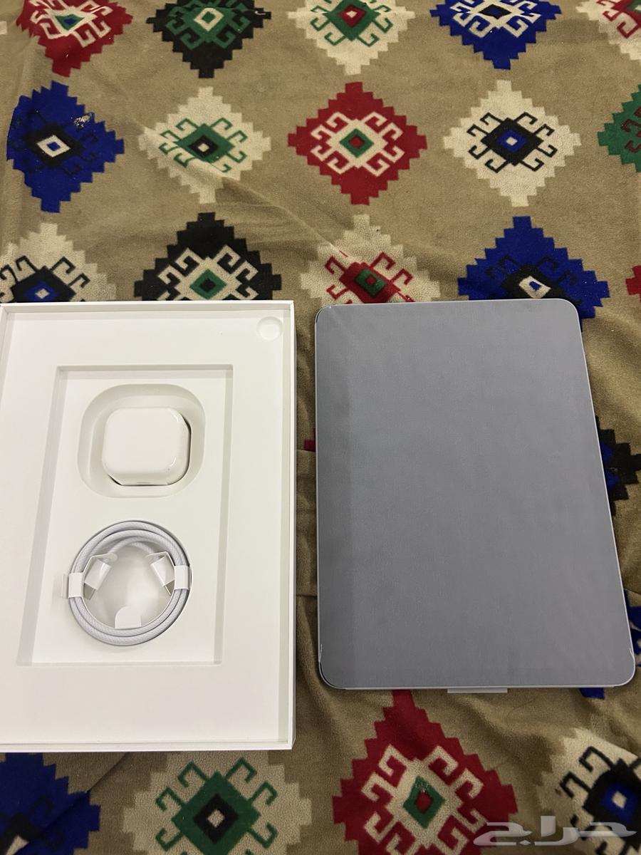 ايباد Air جديد شاريه اليوم فاتورته معه من اكسترا وضمان حماي64572326988802110