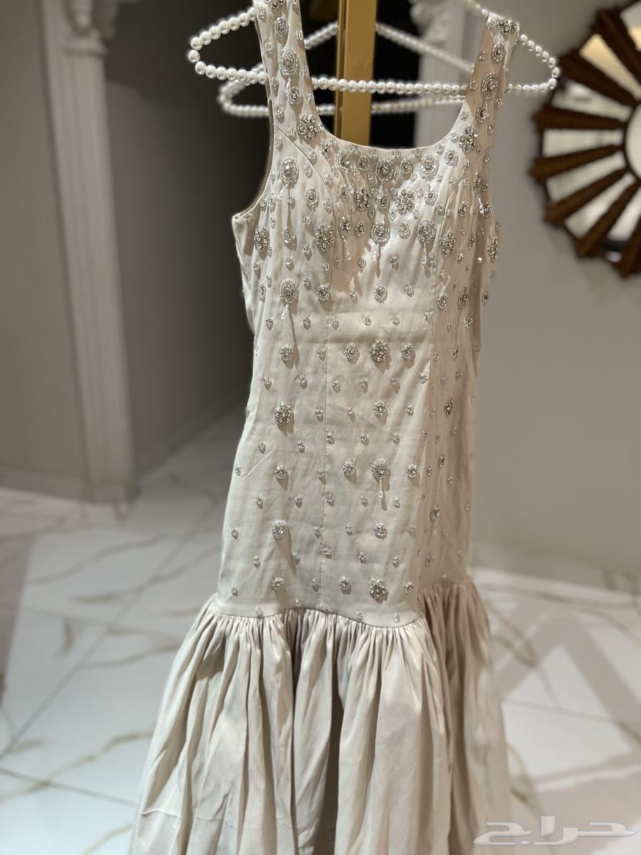 فستان من المصممه ندى الخلف لبسته مره وحده64572021249154110