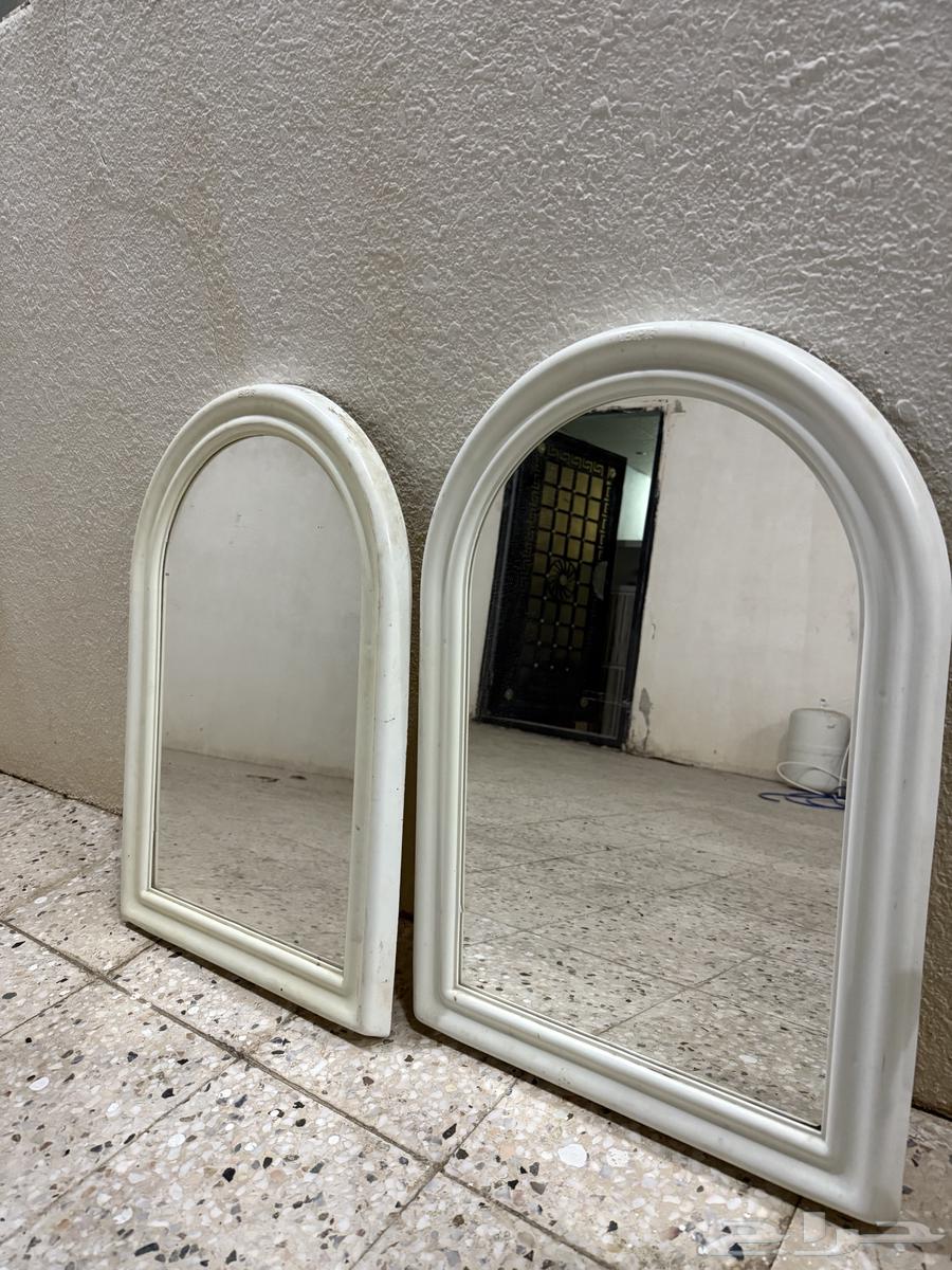 2 مرايه وسرير نظيف لا يستعمل ومرتبه ومساند ال معروضه فقط64579392301057110