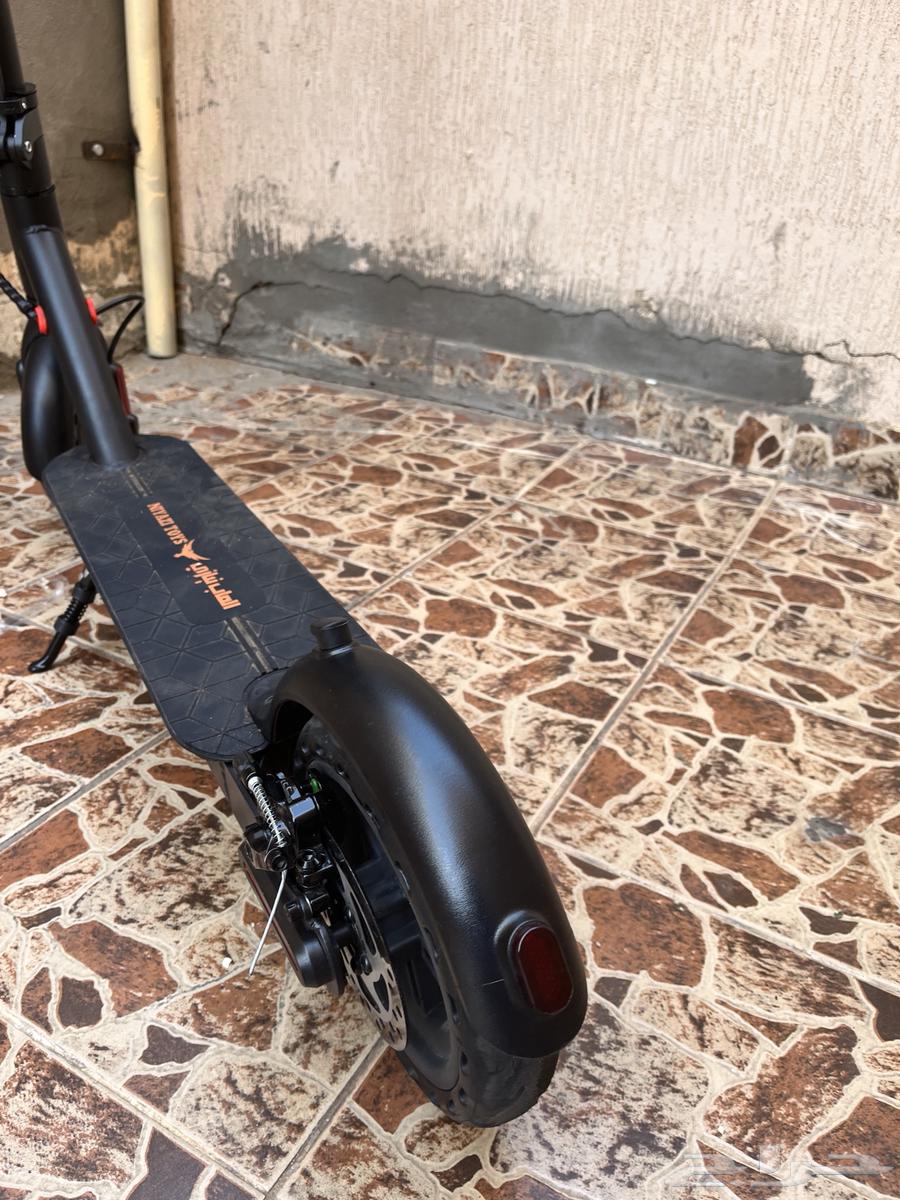 Scooter similar to Xiaomi64550989038211112