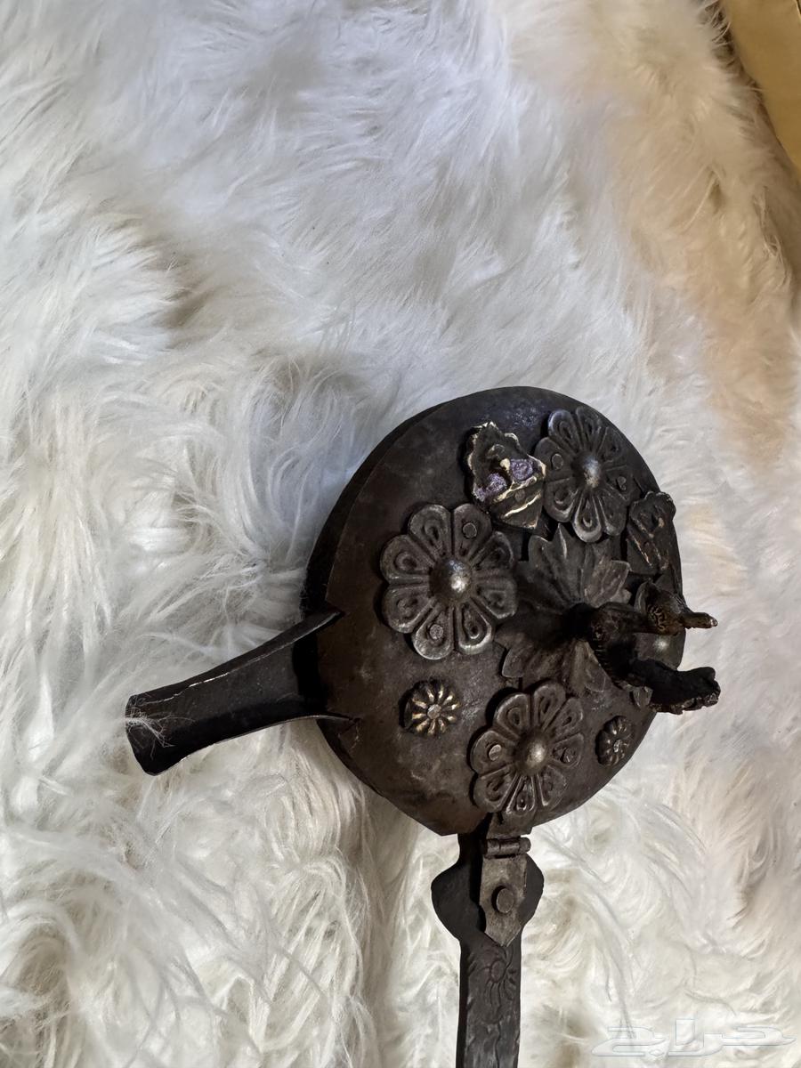 اداة طبخ قديمة تراثية64498117808002112