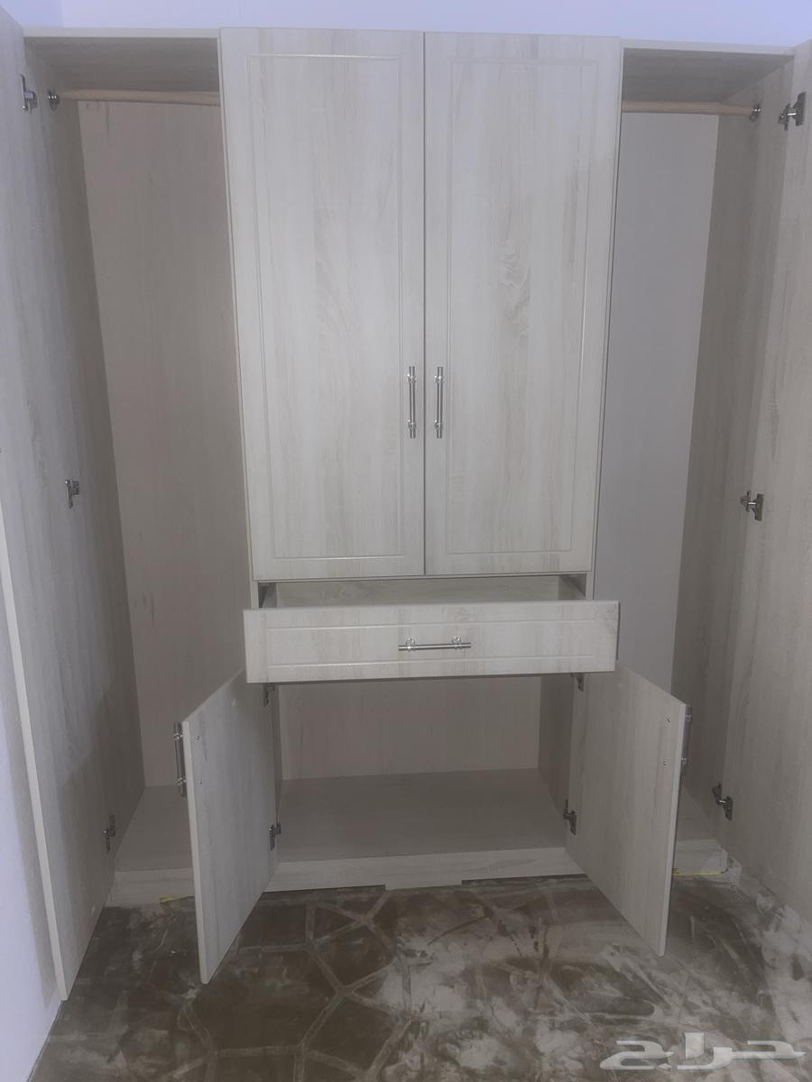 اثاث دولاب ثلاث ابواب ورفوف64578535534209111