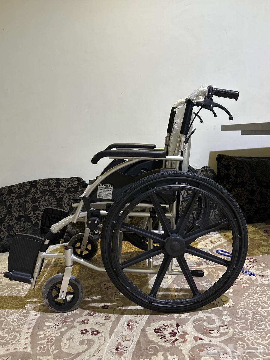 كرسيين متحركة للبيع64572130293505111