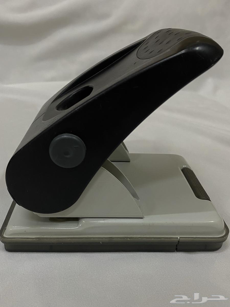 Paper shredder, used and working well64576298264451114