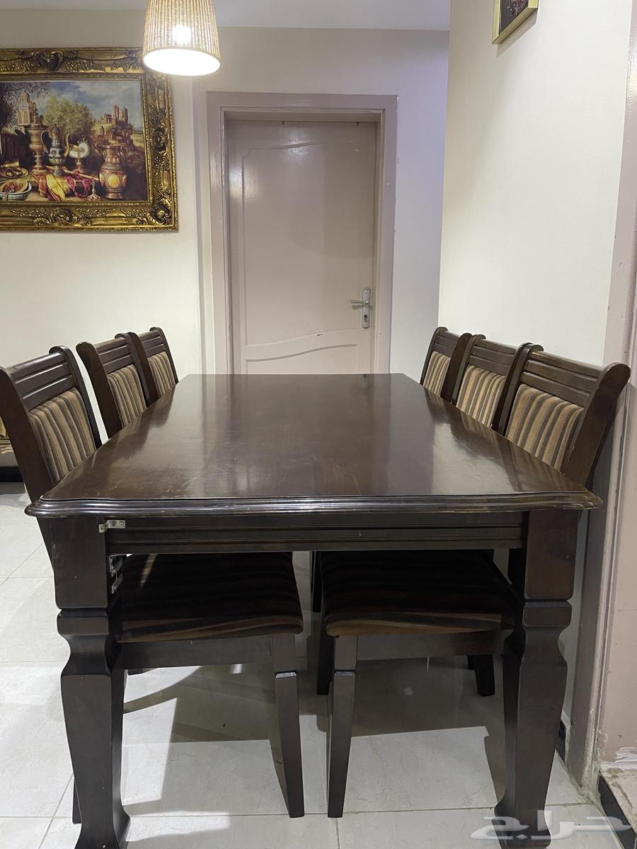 Dining table with 6 chairs64578647296002110