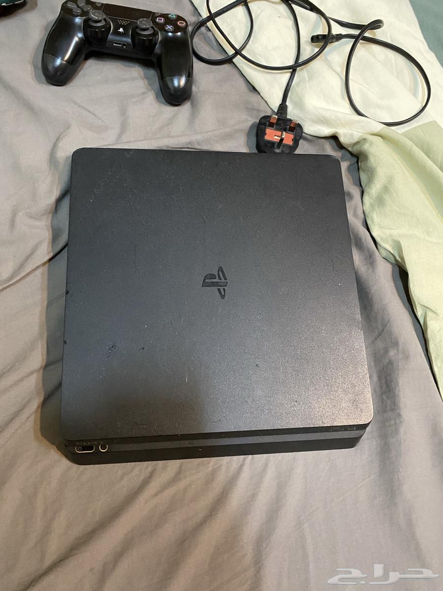 Sony 4 Slim with two controllers 300 (one controller has a non-working button)64575587305986110