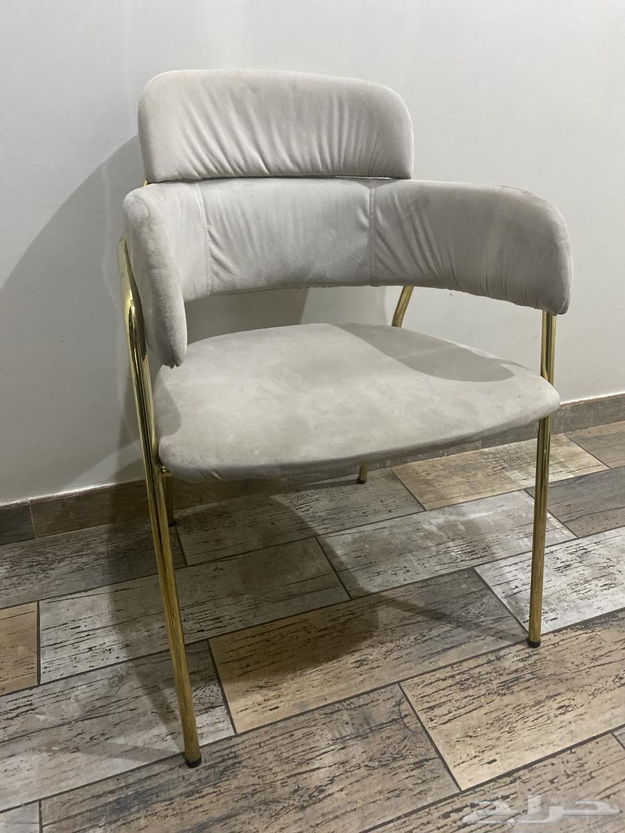 كرسي نظيف64575377420546110