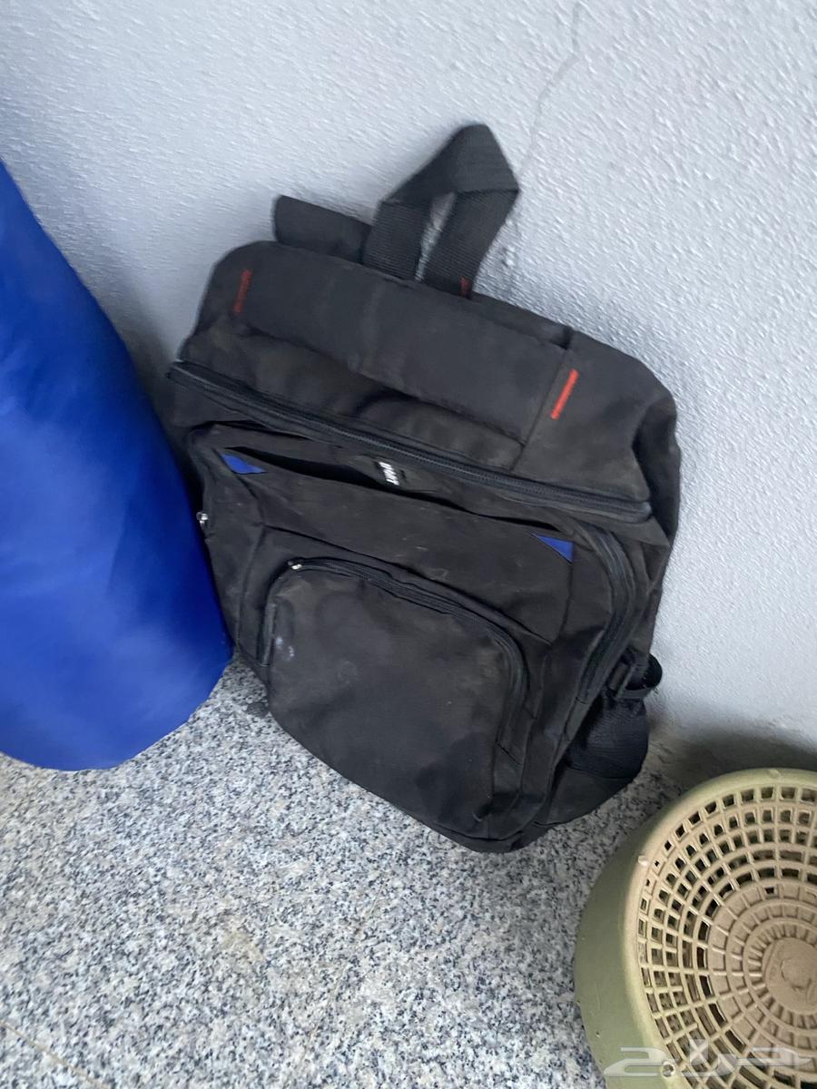 مجموعه من الاغراض للبيع64577544948355113