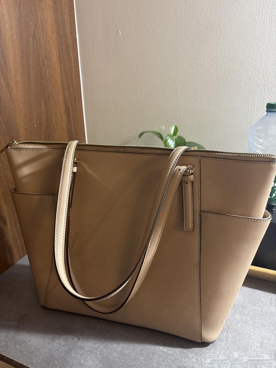 شنطة مايكل كورس اصلية64578773083521111