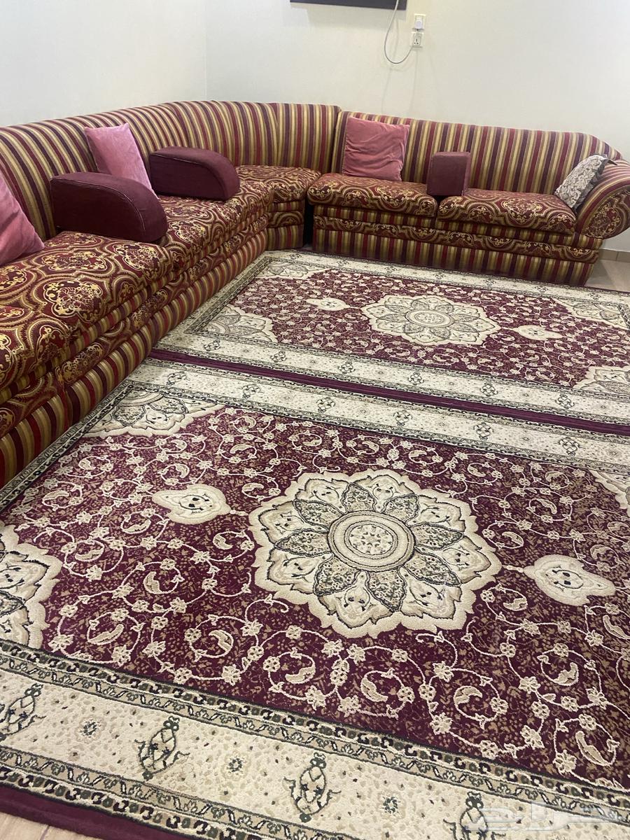 كنب والفرش تابعه يبغون فيه 80064575904757635110