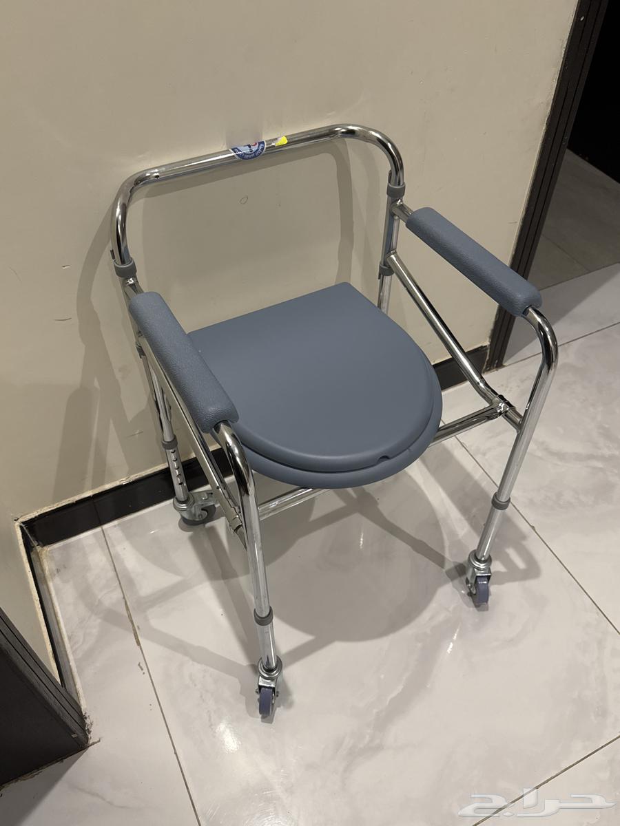 عربية وكرسي حمام ذوي الأحتياجات64572691745153113