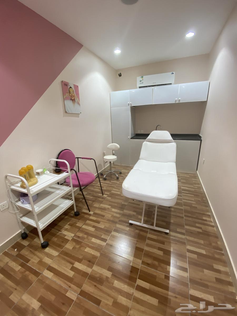 Fitness equipment and complete cafe machines, very easy to use64573978076801110