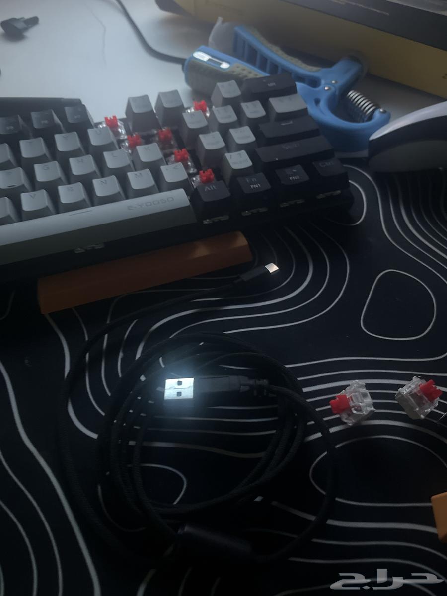 كيبورد ميكانيكي قيمنق جديد السويتش احمر مع الشاحن حقه64577078694018113