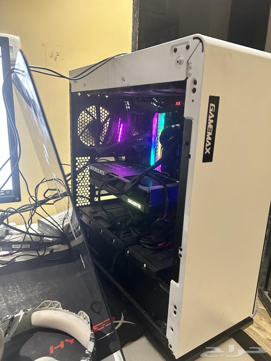 للبيع بي سي قيمنق gaming64577782947330112