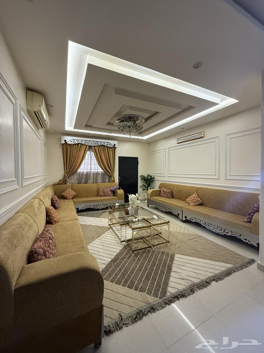 كنب صالة 6 قطع مع الطاولات و الستارة64579019307778111