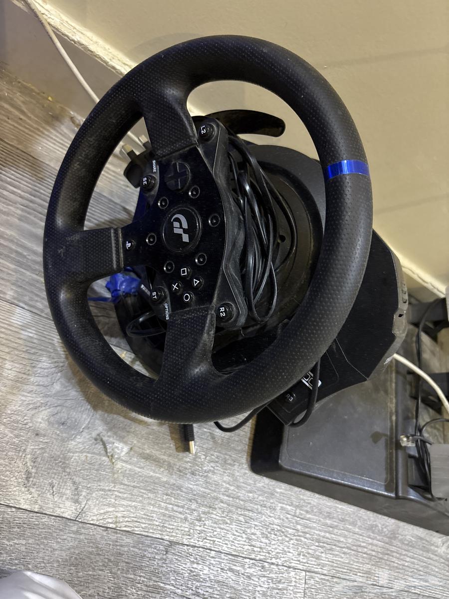 For sale Draxon T300 with Logitech wheel, connector to make it work, and pedals64571519571713111