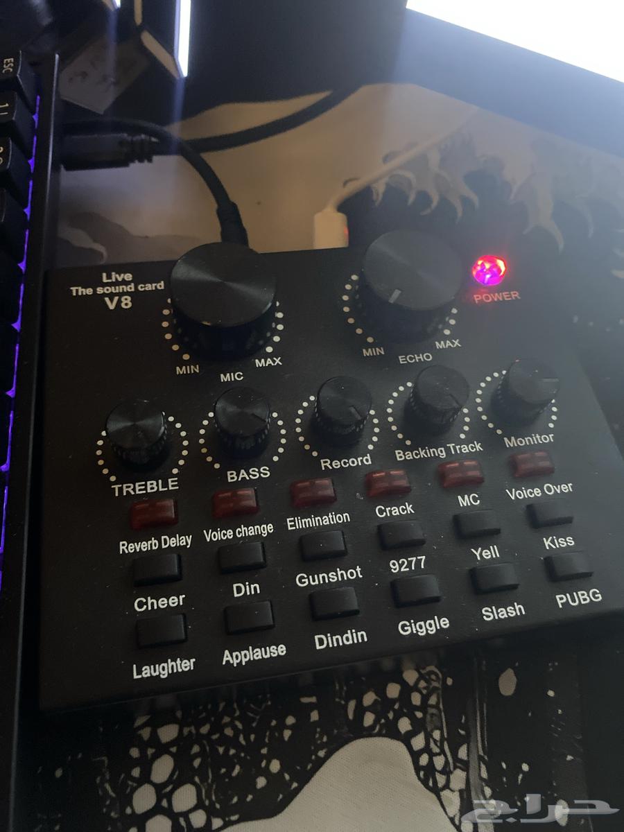 Makser v864579636832386110