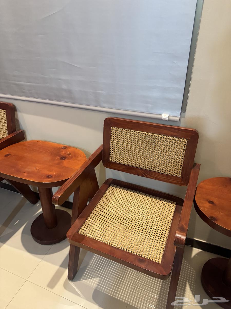 Chairs and Tables64579609480961110