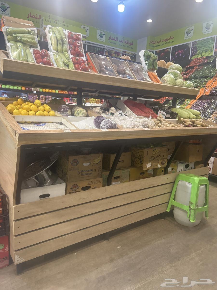 طاولة خظار جانبين اهرامات خشب جديده سبب البيع ظيق المساحة.64579437858049112