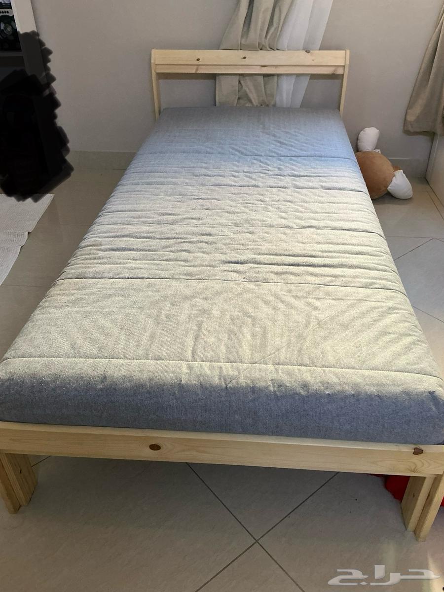 سرير خشب ايكيا بيع مستعجل64576087074689110