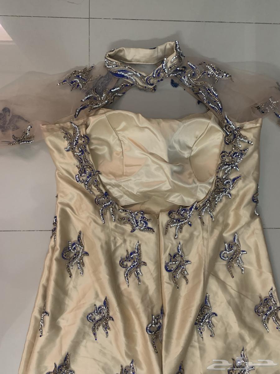 فستان جديد مقاس 6 يعني كبير وممكن تعديل المقاس توسيع او تضي64574873917442111