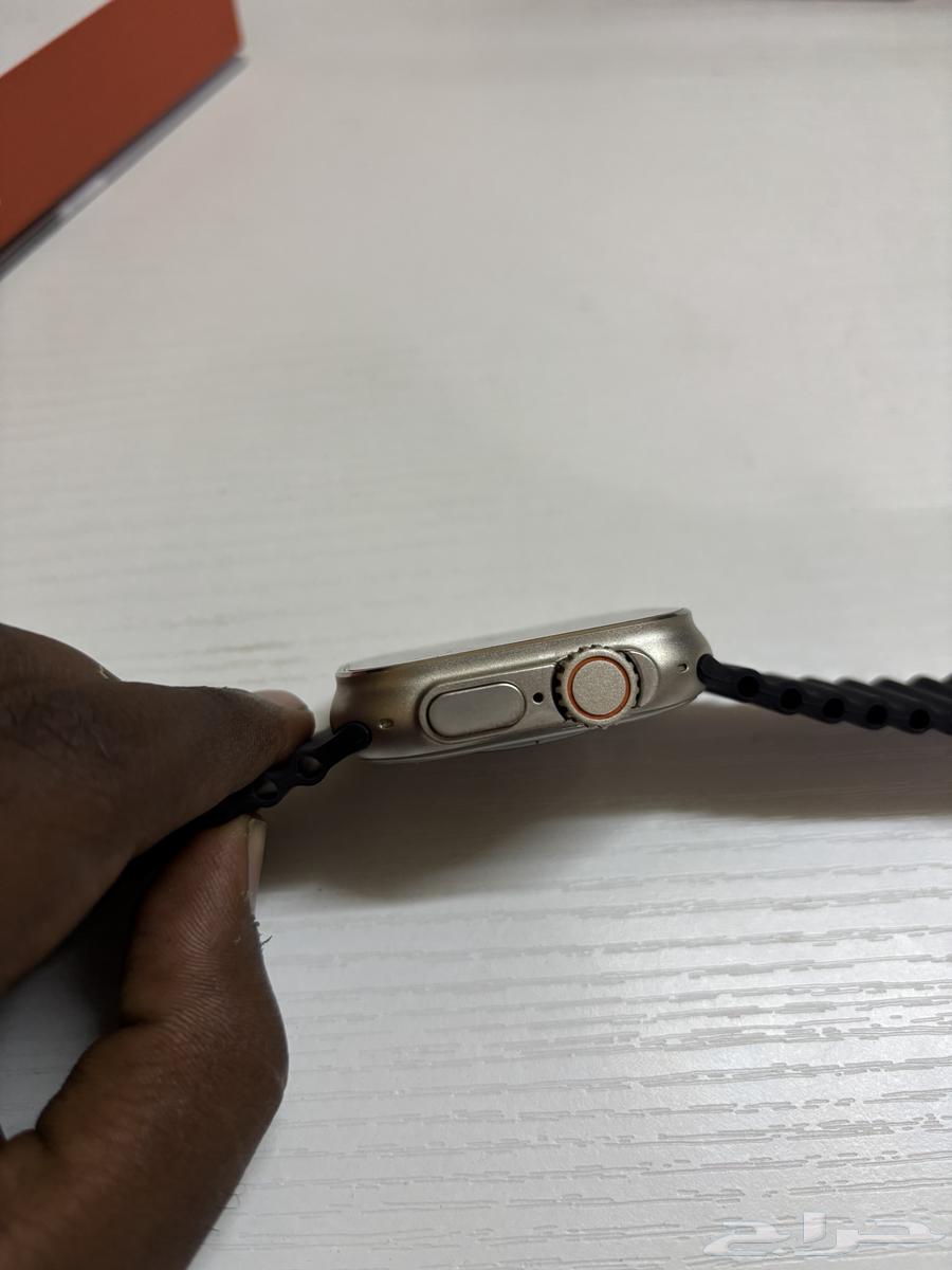 ساعه شبيه ابل الترا64579759929986113